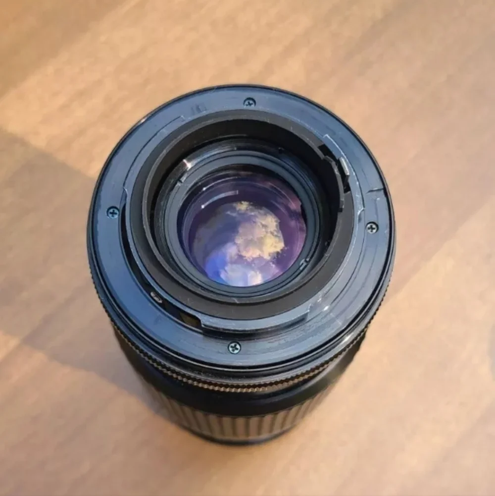 Vintage Nikura 75-200 mm 1:4 Manual Focus Zoom Lens With Case made in Korea